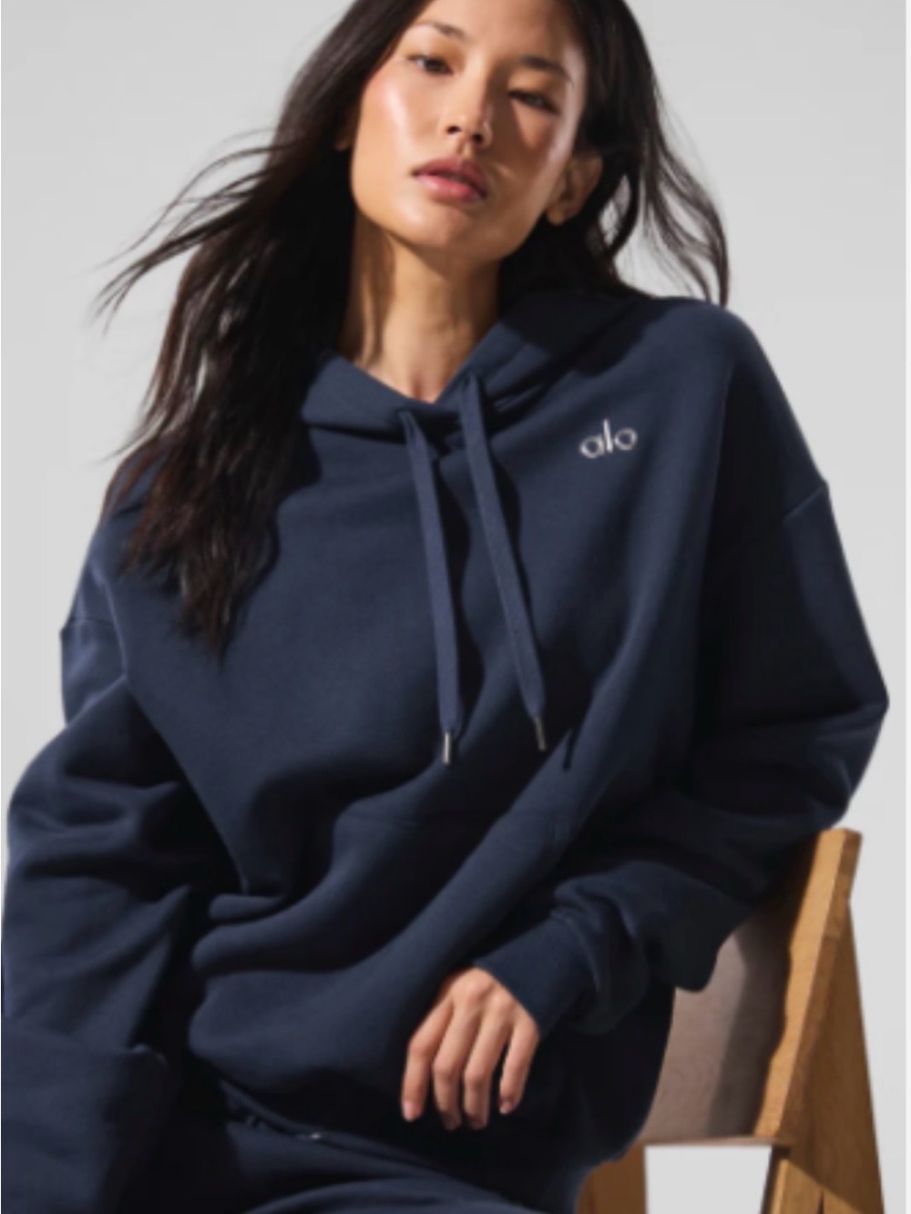 ALO Yoga Navy Relaxed Hoodie with Drawstring S